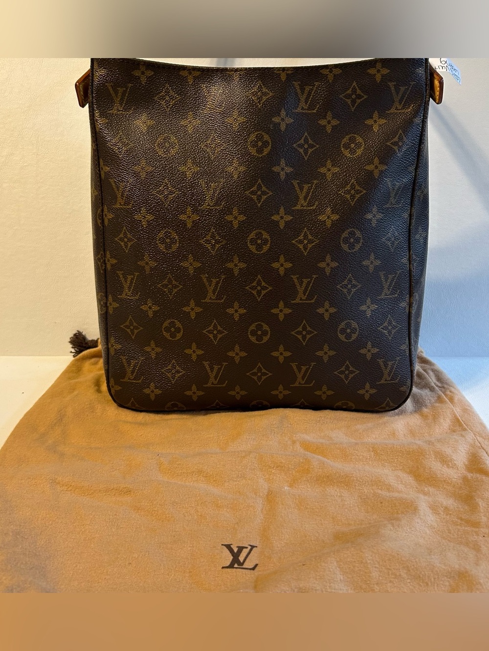 Louis Vuitton Looping